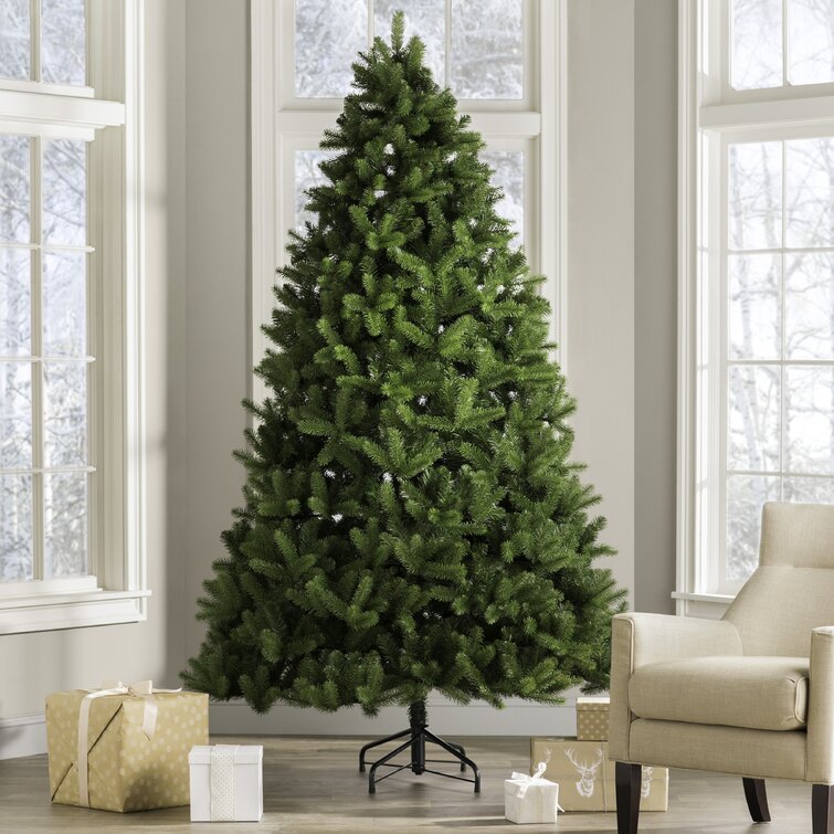 Newberry Spruce 7.5' Green Spruce Artificial Christmas Tree & Reviews